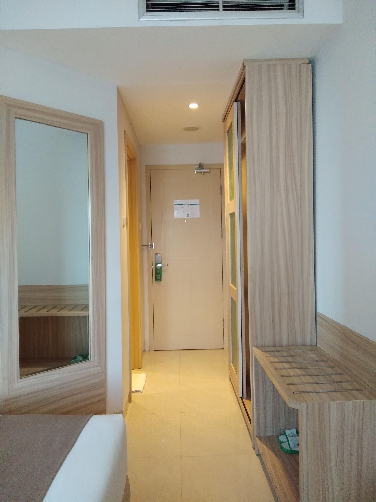 Lorin Syariah Solo Hotel Extérieur photo