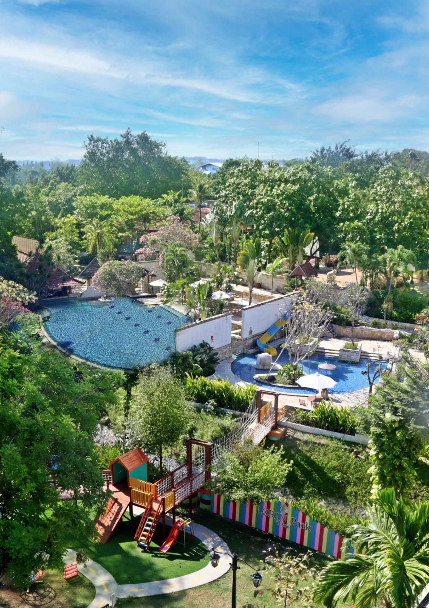 Lorin Syariah Solo Hotel Extérieur photo